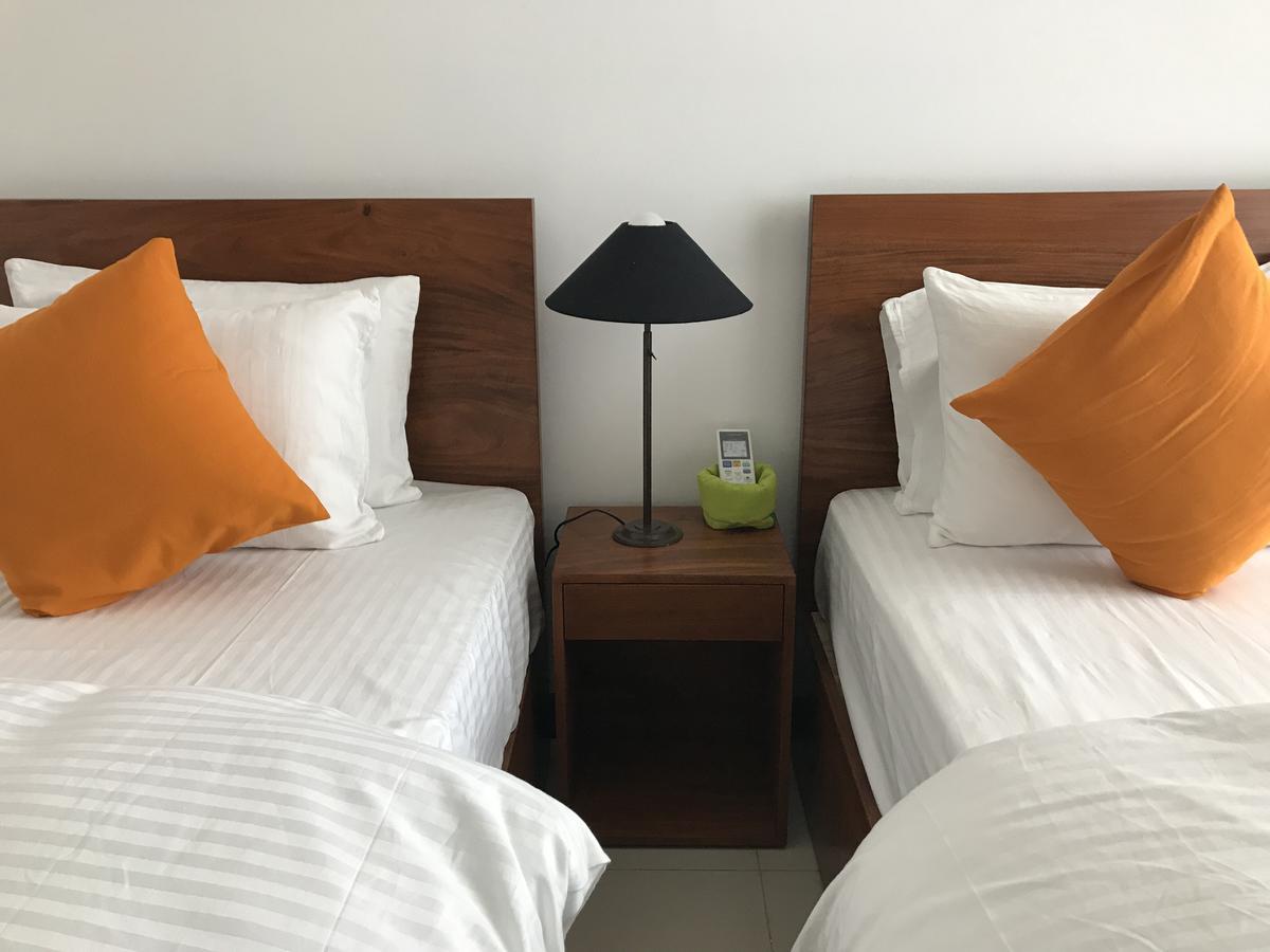 Araliya Oceanfront Condos Nilaveli, Trincomalee Exterior photo