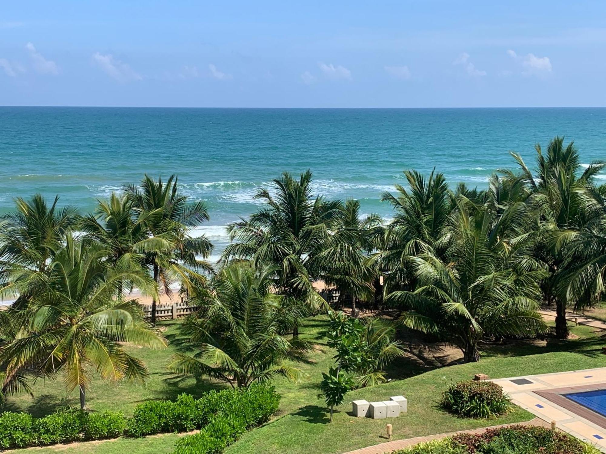 Araliya Oceanfront Condos Nilaveli, Trincomalee Exterior photo